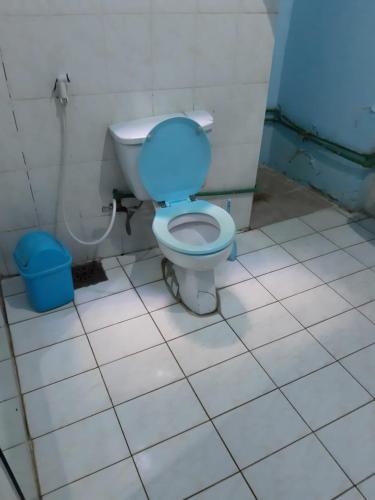 Oasis Hotel Room Type - Economy Quadruple Room with Shared Bathroom