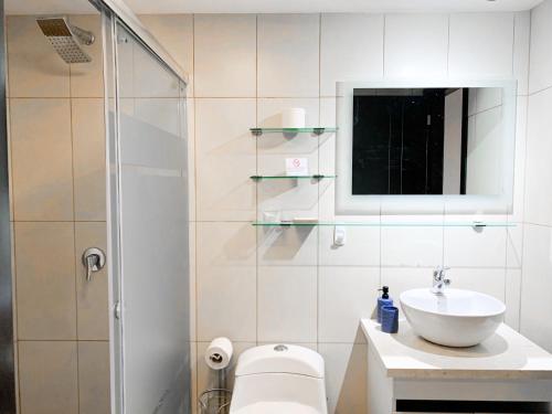 Depa Bellini, vista a la ciudad, Puerto Santa Ana