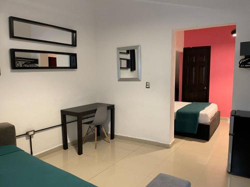 Deluxe Double Room image 3