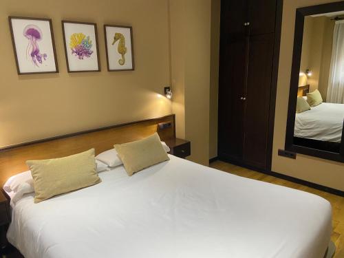 Hotel Apartamento Marouco - image 12