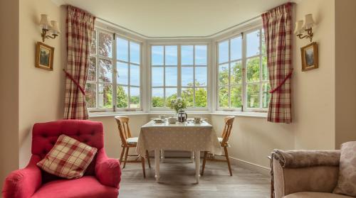 Létesítmények, Countryside retreat set within beautiful woodlands with easy access to Henley On Thames in Rotherfield Greys