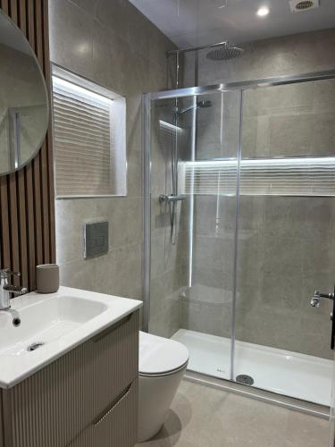 1 Bedroomed apartment in Liverpool Sleeps 4, Liverpool (photo 5)