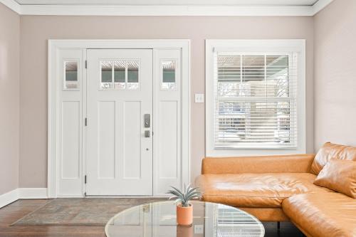 Adorable Broad Ripple Duplex - image 4