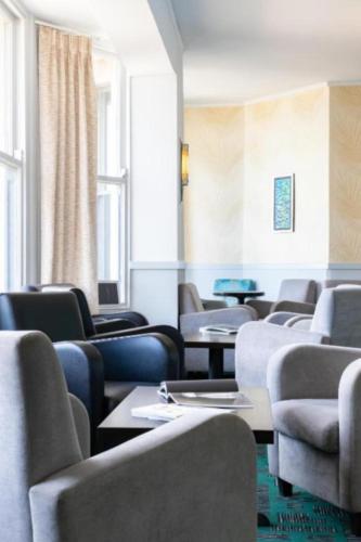 Shared lounge/TV area, The Beresford Hotel in Newquay