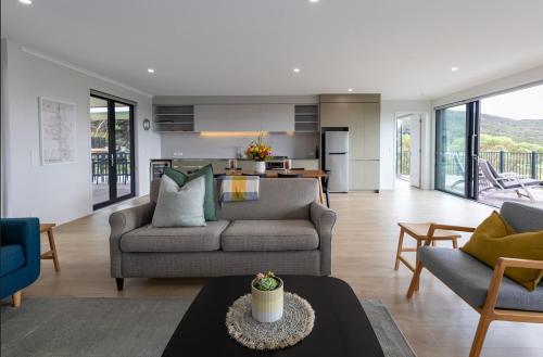 Konyha, Pitokuku House in Great Barrier Island