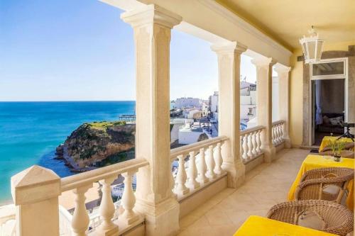  Al-Buhera Palace in Albufeira