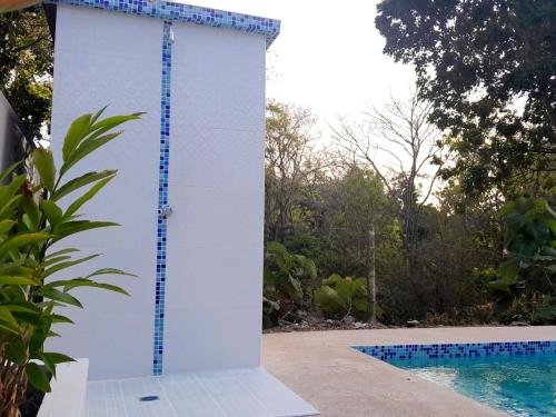 Bassein, Casa Blanca in San Carlos