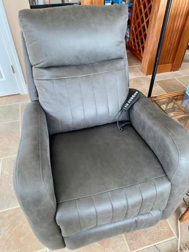 Private Beach Pool Table HUGE views gas grill