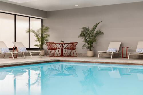 Crowne Plaza Hotel Virginia Beach-Norfolk an IHG Hotel - image 11