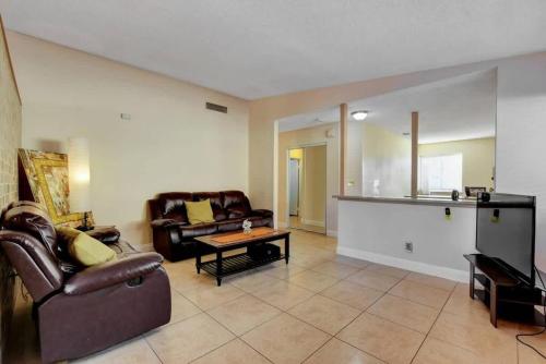 Family-Friendly Home Close to the Strip, Las Vegas (photo 6)