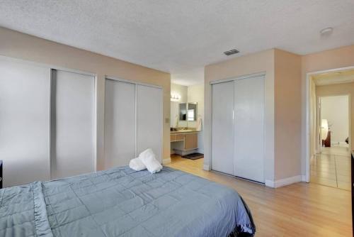 Family-Friendly Home Close to the Strip, Las Vegas (photo 8)