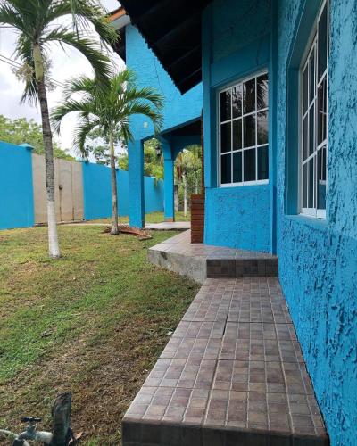 The Blue Dolphin casa in Puerto Cortes