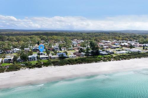 Azure Studio - Ocean Glimpses - 3 Mins Walk to Beach - image 2