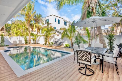 Captain’s Quarters at Anna Maria Island Inn in Bradenton Beach, USA