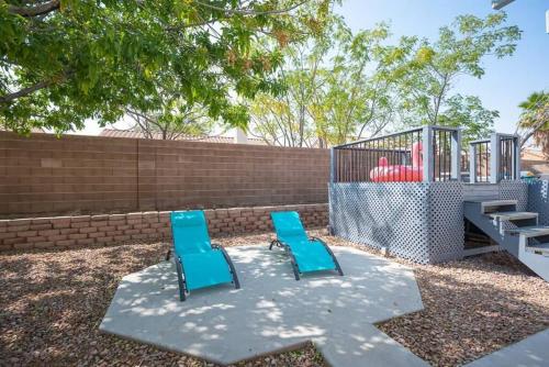 Sophisticated Stay Close to It All