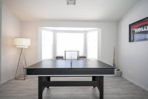 Sophisticated Stay Close to It All