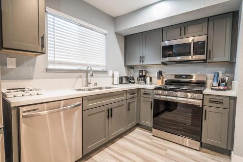 Luxury Living Just Steps from the Strip, Las Vegas (fotografie 8)