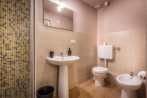 Rooms77 Florence - image 6