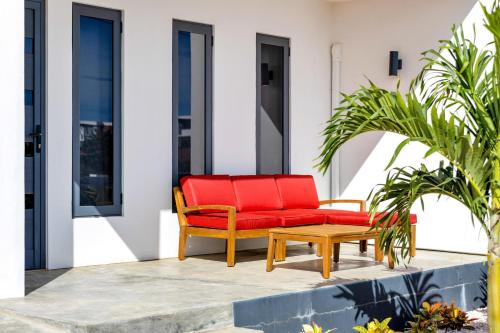 FourVillas with Private Magnesium Pool 3 min to the Beach & Dive Rinse Tank FourVillas with Private Magnesium Pool 3 min to the Beach & Dive Rinse Tank