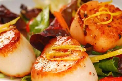 Updated Cabin near Beach&Ski HotTub Sauna Pets EV Updated Cabin near Beach&Ski HotTub Sauna Pets EV