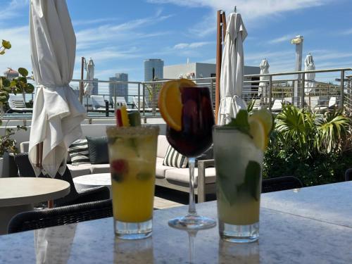 664053717 Nassau Suite South Beach, an All Suite Hotel