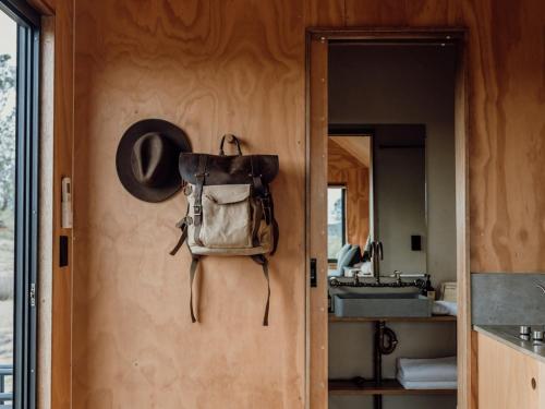 Ocean View Off-Grid Cabin Secluded in Nature - Aprilla in Great Ocean Road - Johanna