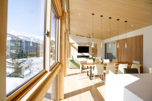 KYLA by Hakuba White Fox, Echoland Luxe w Mountain Views