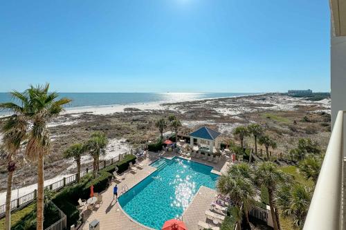 Beach Club D-506