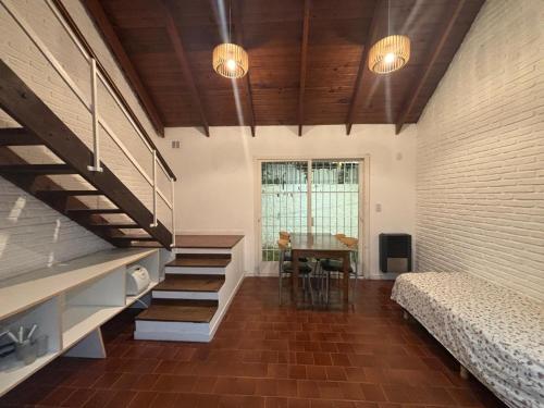 Duplex con AA Hospital San Martin