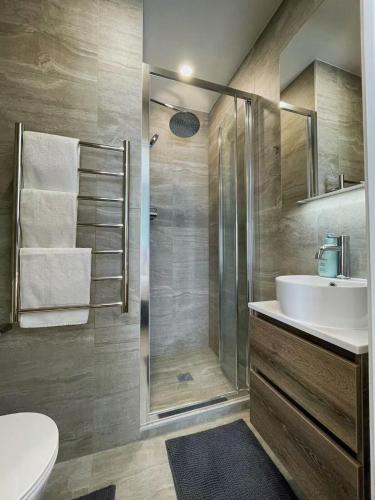Modern 2-Bedroom Townhouse in Grey Lynn, Auckland (Foto 11)