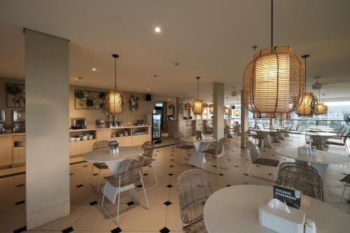 Étterem, Aster Apartment Bali in Canggu