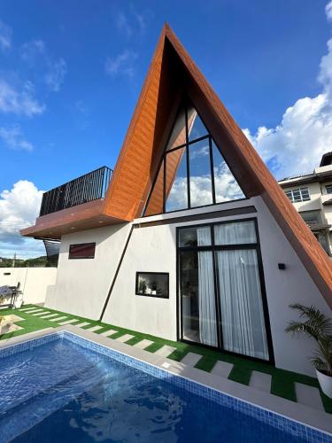 Cozy Modern A-Cabin in Tagaytay, Nasugbu