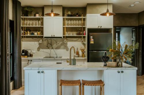 virtuve, The Temple - Country Farm Retreat in Don Valley
