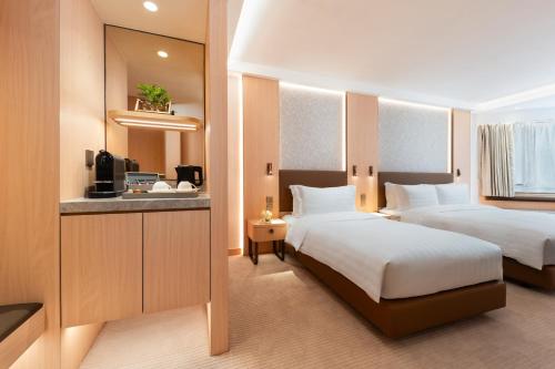 Superior Suite with 1 Double and 1 Single Beds - Newly Renovated