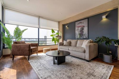 Golfish 1BR by Geko