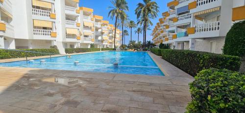 Primera linea de mar in Les Bovetes Beach