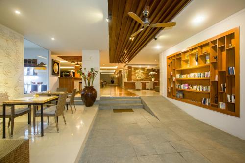 Restaurant, Mahalaksmi Boutique Hotel in Sanur