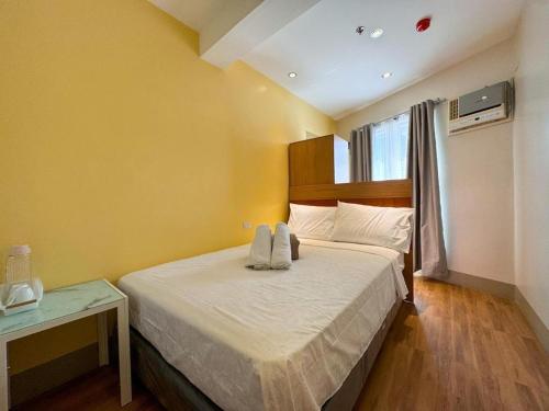 room detail thumbnail 0