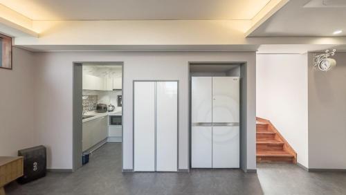 Pohang Sunrise Pool Villa