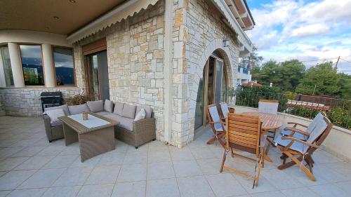 外部景觀, Panorama Stone Villa in 盧特拉奧萊亞斯厄倫尼斯