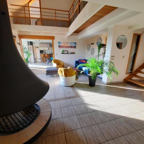 Magnifique villa avec piscine intérieure (Magnifique villa avec piscine interieure) in Saint-Michel-de-Montjoie