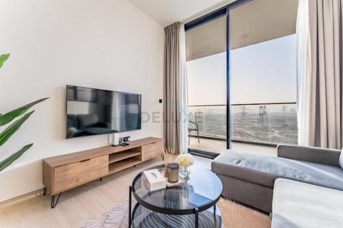 Close Proximity to Leisure Areas and City View 1BR, Binghatti Corner, Jumeirah Village Circle by Deluxe Holiday Homes, Dubai (photo 7)