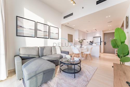 Close Proximity to Leisure Areas and City View 1BR, Binghatti Corner, Jumeirah Village Circle by Deluxe Holiday Homes, Dubai (photo 10)