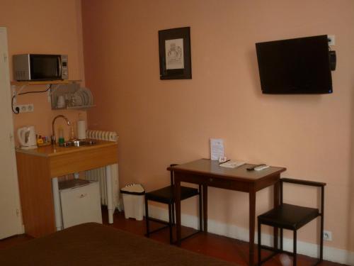 Hotel Victor Hugo Nice - image 8