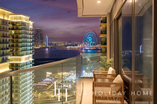 LUX The Beach Vista Dubai Eye View Suite, Dubái