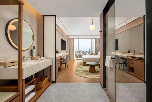 room detail thumbnail 2