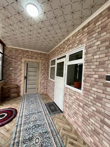 October guesthouse  in Jalal-Abad