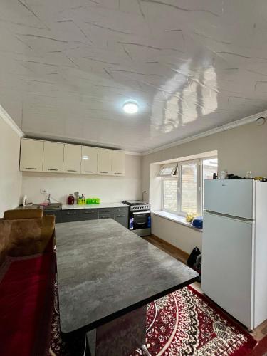 October guesthouse  in Jalal-Abad