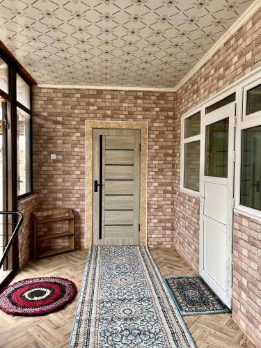 October guesthouse  in Jalal-Abad