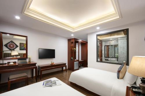 room detail thumbnail 0